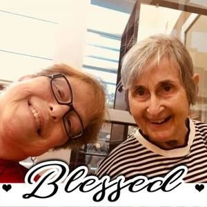 Meet your Posher, Sandy